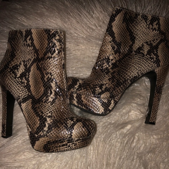 Mossimo Supply Co. Shoes - 48 Hour Sale! Python Snakeskin Ankle Boots Size 7